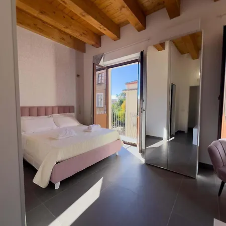 Piazza D'armi - 3 Sorrisi Bed & Breakfast