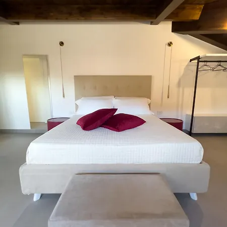 Piazza D'armi - 3 Sorrisi Bed & Breakfast