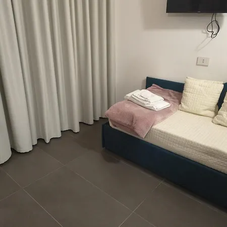 Piazza D'armi - 3 Sorrisi Bed & Breakfast Lamezia Terme