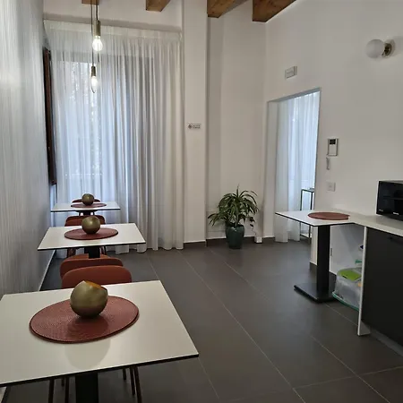 Piazza D'armi - 3 Sorrisi 3*