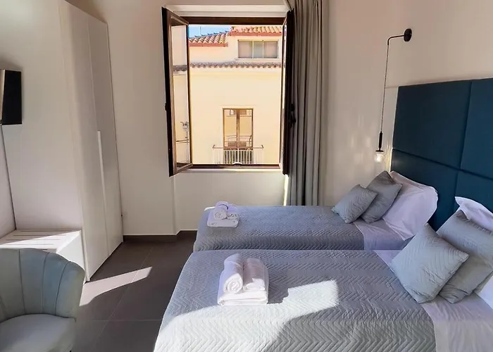 Bed & Breakfast Piazza D'armi - 3 Sorrisi